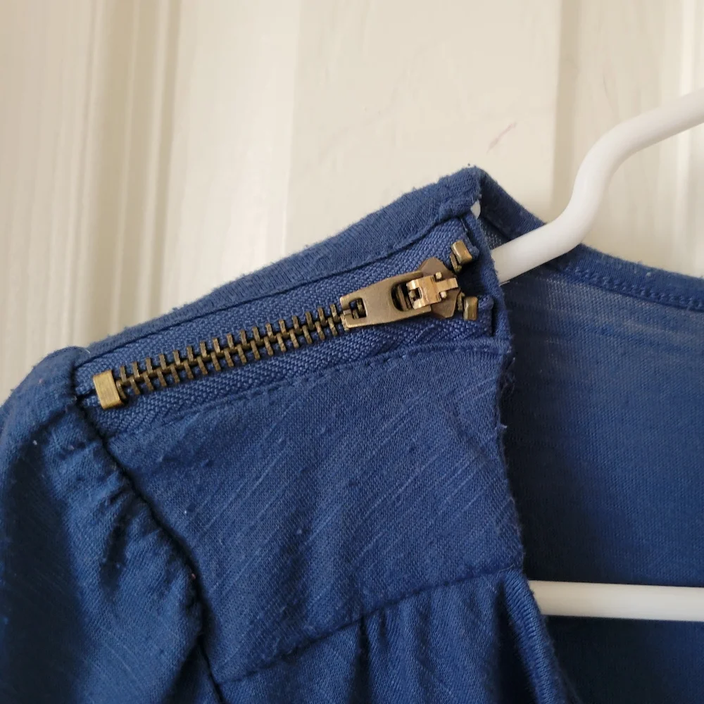 Blouse - Picture 2 of 4